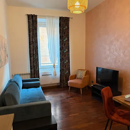 Borgo Casa Nel Vicolo Rom