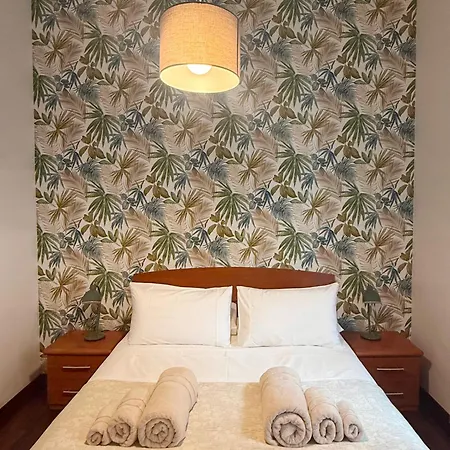 Borgo Casa Nel Vicolo Roma